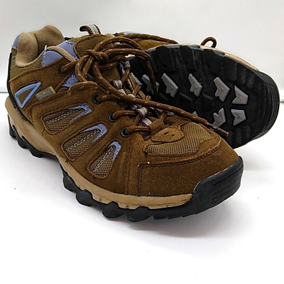 nevados Shoes | Nevados Low Hiking Shoes Womens 85 | Poshmark